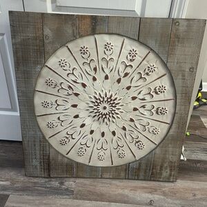 Metal and wood wall art 34x34